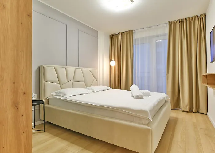 Ada Homes Coresi 304 Appartement