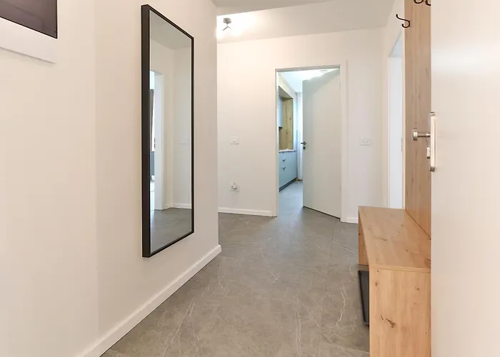 Appartement Ada Homes Coresi 304 *